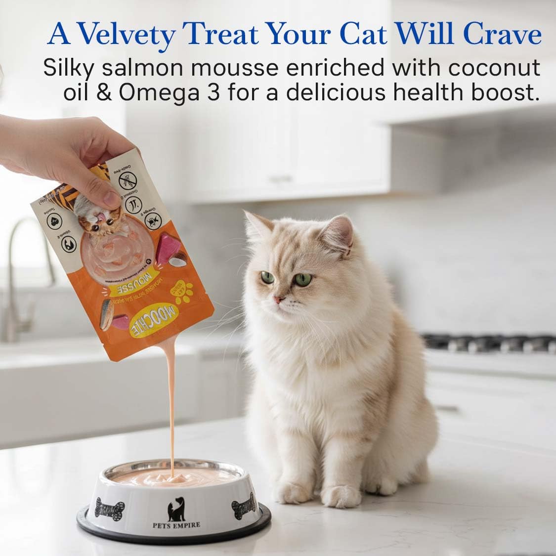 Moochie Mousse With Salmon Pouch For Cats (3) Moochie Mousse With Salmon Pouch For Cats (3)